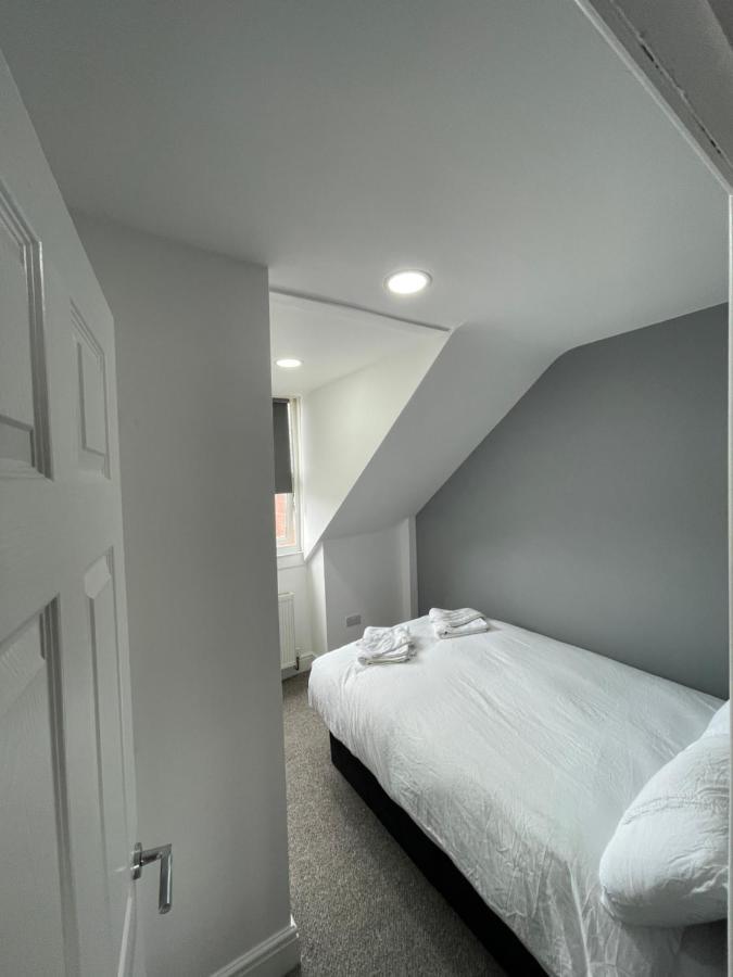 Luton Short Term Lets - Cardiff Road Luton (Bedfordshire) Exterior foto